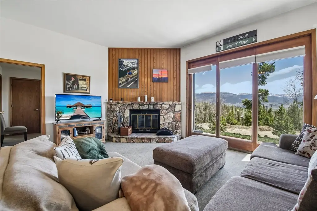89310 Ryan Gulch Road 103, Silverthorne