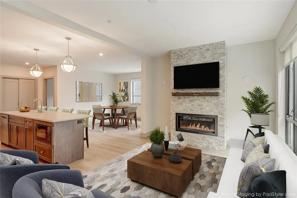 W 75 4th Street 204w, Silverthorne