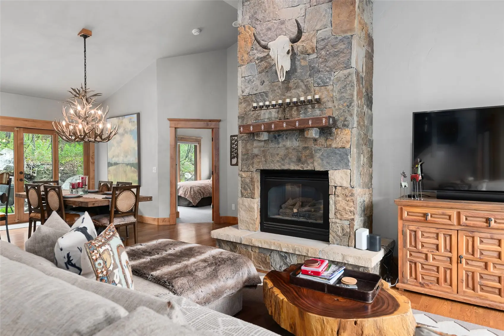 1076 Steamboat Boulevard, Steamboat Springs