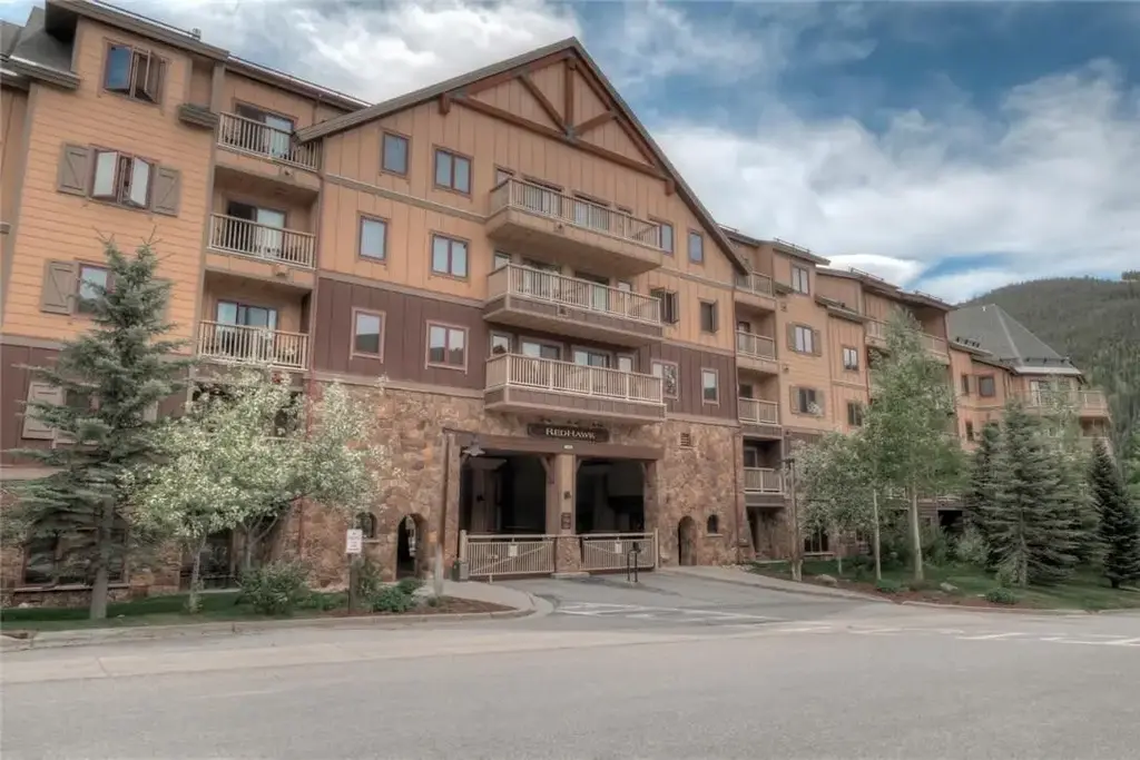 20 Hunki Dori Court 2218, Keystone