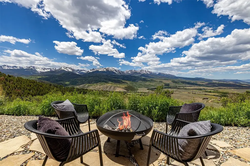 189 Arrowhead Bluff Road, Silverthorne