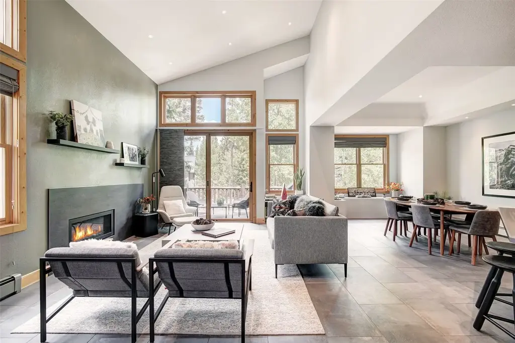 293 Settlers Drive, Breckenridge