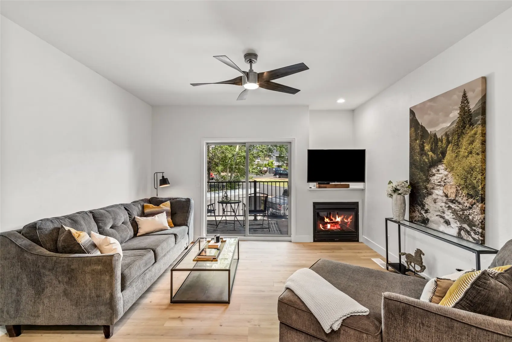 493 Eaglepointe Court 3, Steamboat Springs