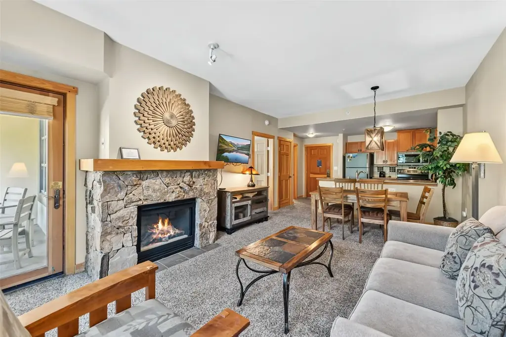 910 Copper Road 201, Copper Mountain