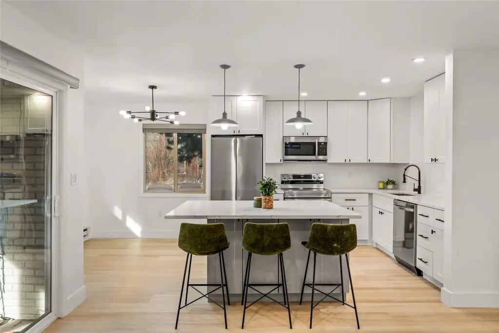 1375 Walton Creek Road 7, Steamboat Springs