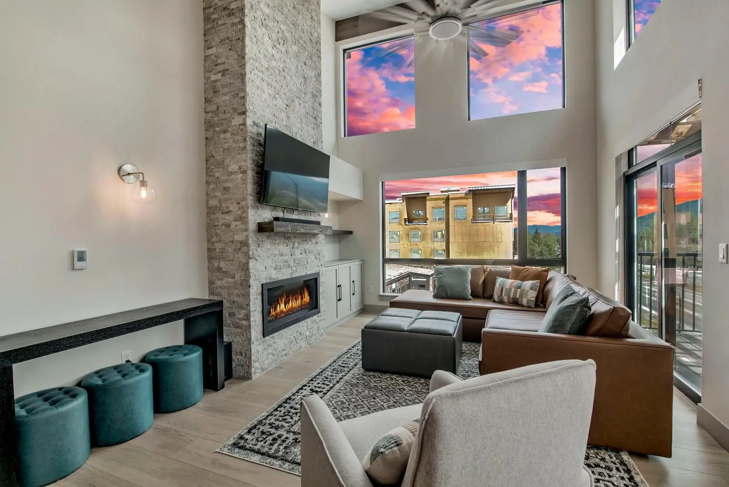 W 37 4th Street 301e, Silverthorne
