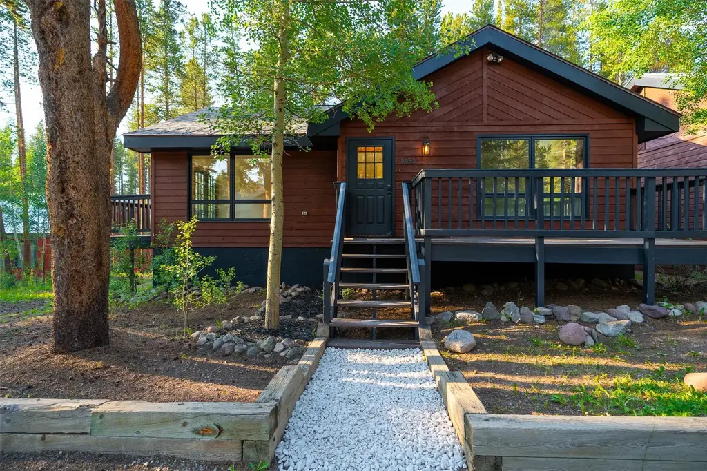 53 Royal Drive, Breckenridge