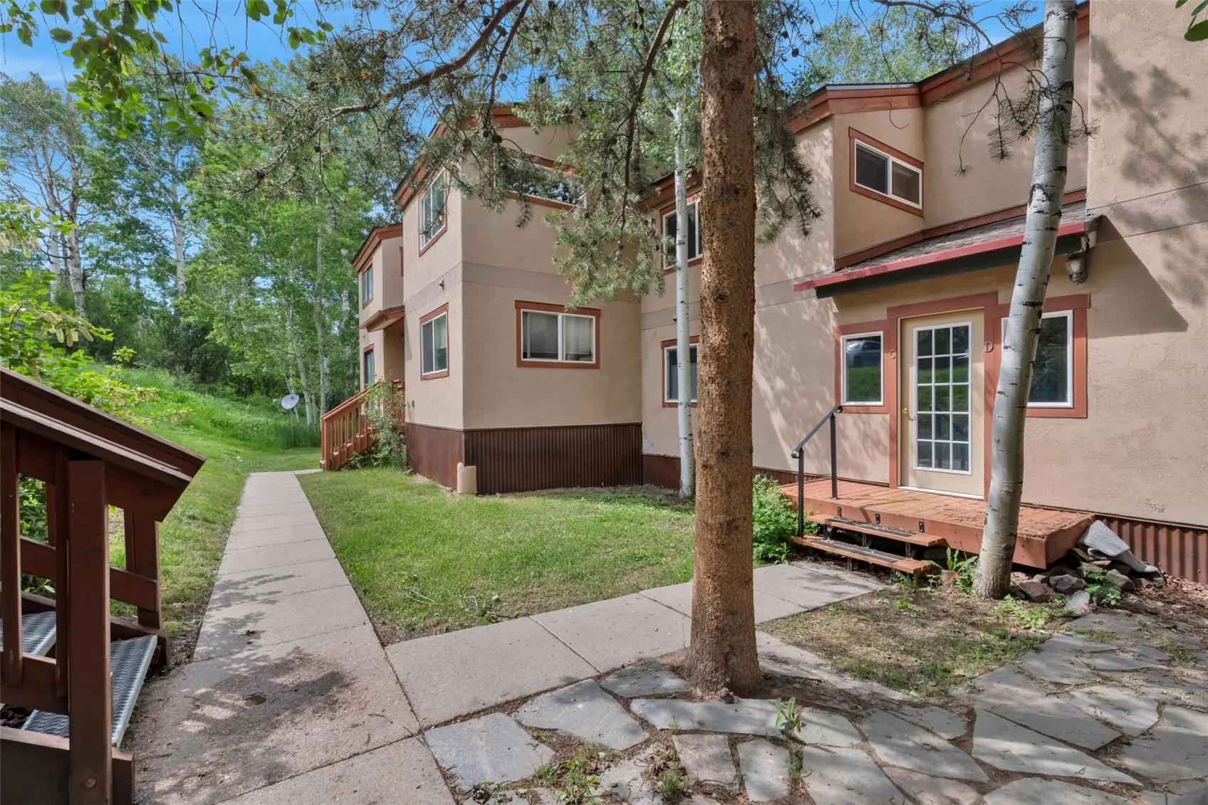 23015 Schussmark Trail C, Oak Creek