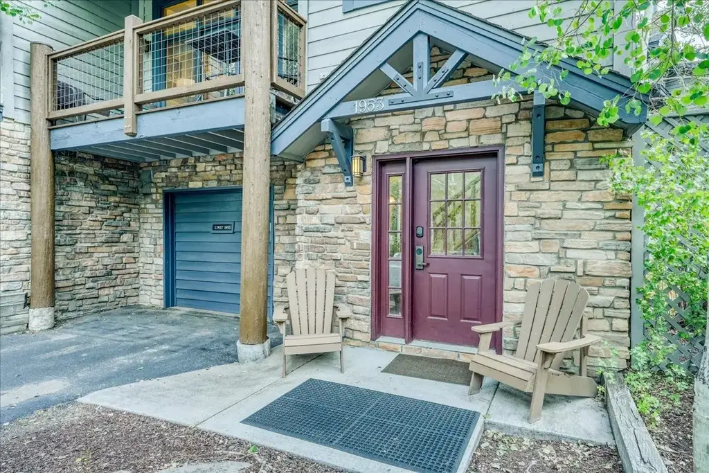 542 Northstar Drive 1953, Keystone