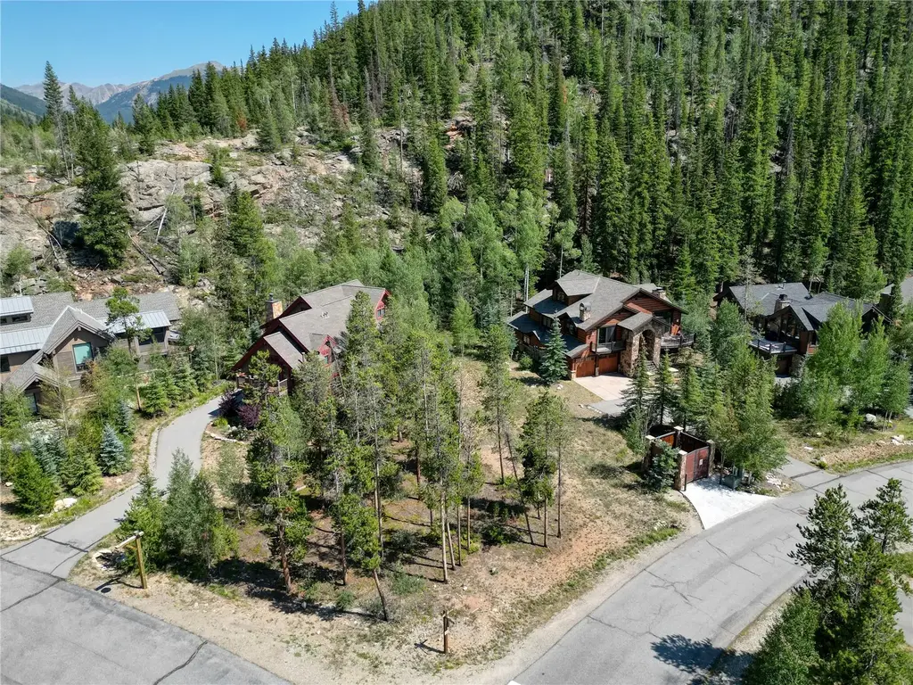 56 Wolf Rock Road, Keystone