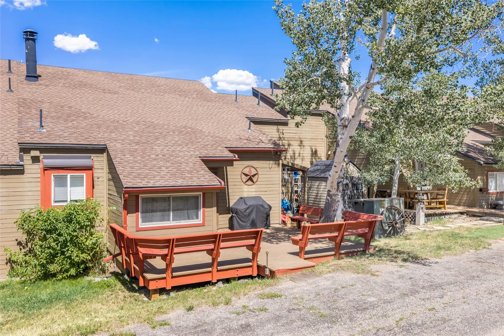 30311 County Road 16 103, Oak Creek
