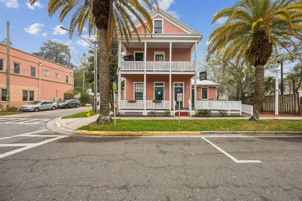 218 Ash Street, Fernandina Beach