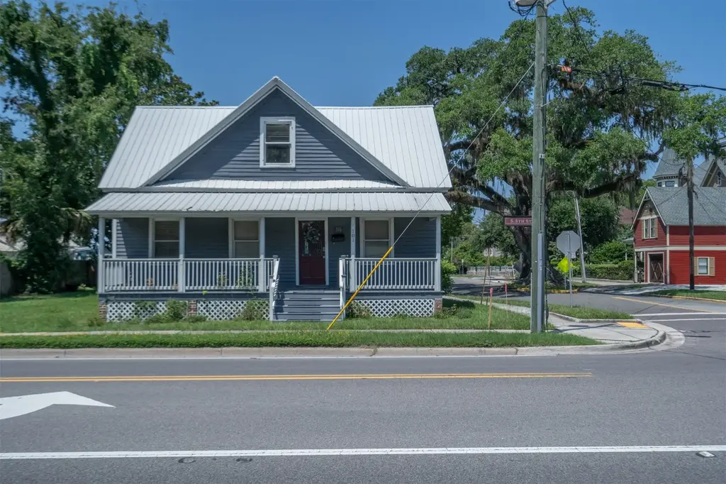 S 101 8th Street, Fernandina Beach