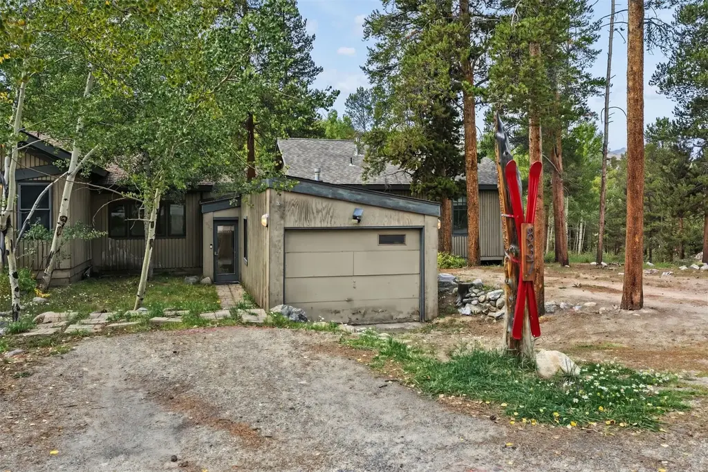 837 Broken Lance Drive, Breckenridge
