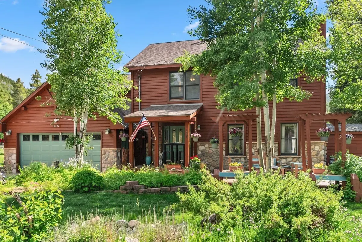 112 Grey Squirrel Lane, Blue River