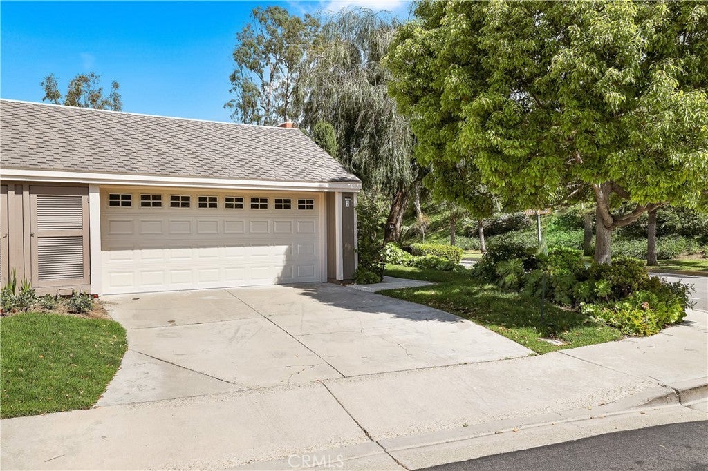 Photo of Listing #OC23161943