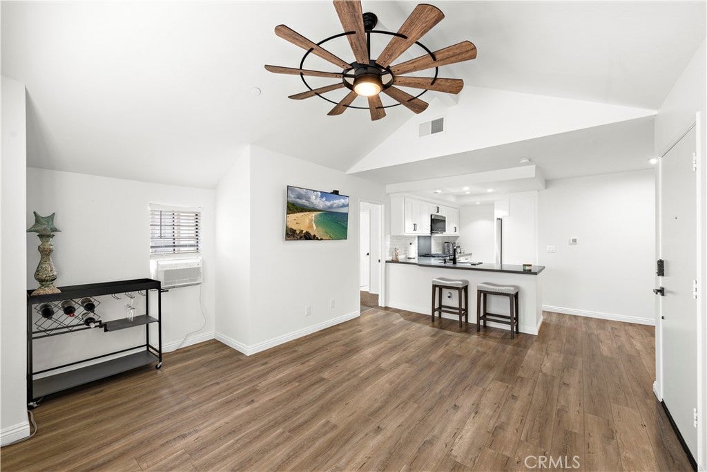 Photo of Listing #OC23171835