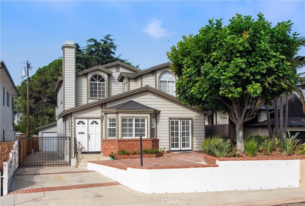 3105 Oak Avenue