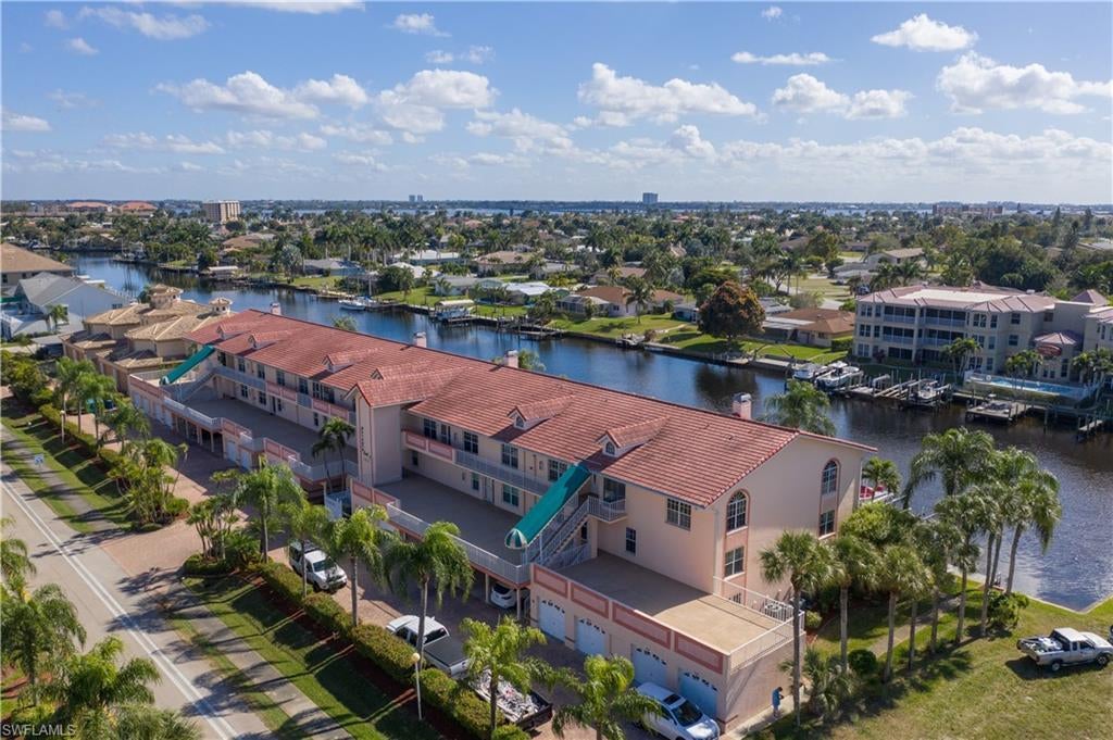 1614 Beach Pky 102, CAPE CORAL FL in PARKWAY EAST is ...