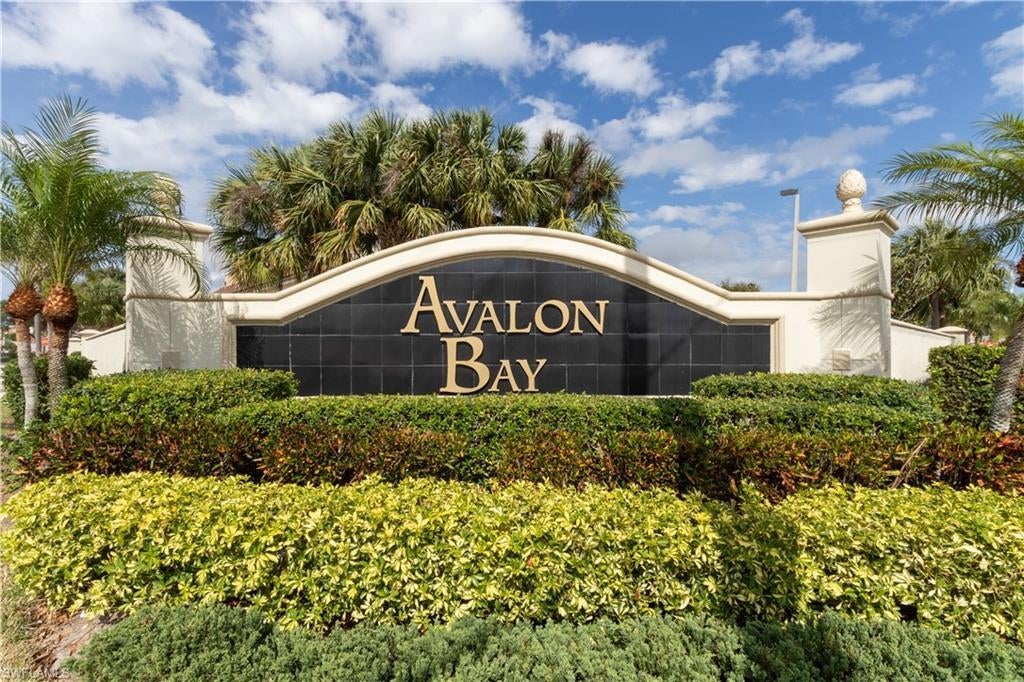 Avalon Bay - Fort Myers Real Estate - Avalon Bay Coach Homes