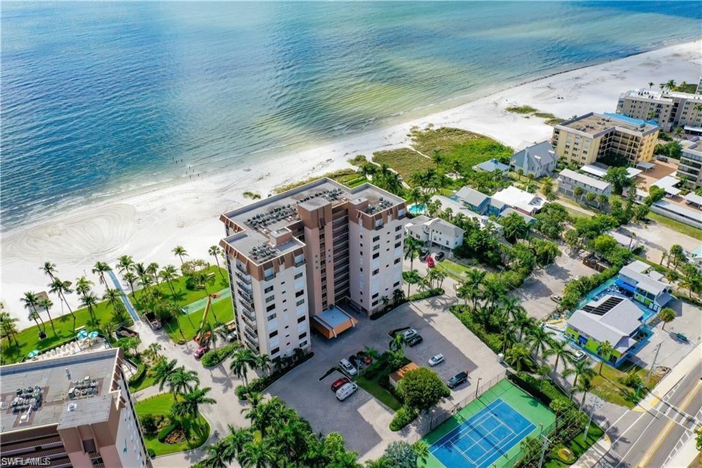 Caper Beach Club - Fort Myers Beach Real Estate - Fort Myers Beach MLS