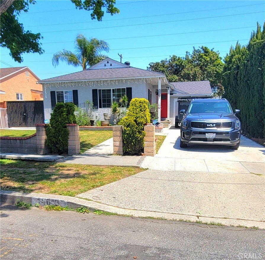 14612 Estrella Avenue