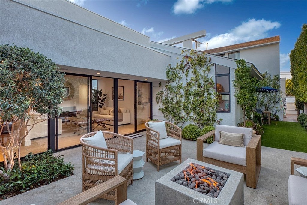 511 Marine Avenue
