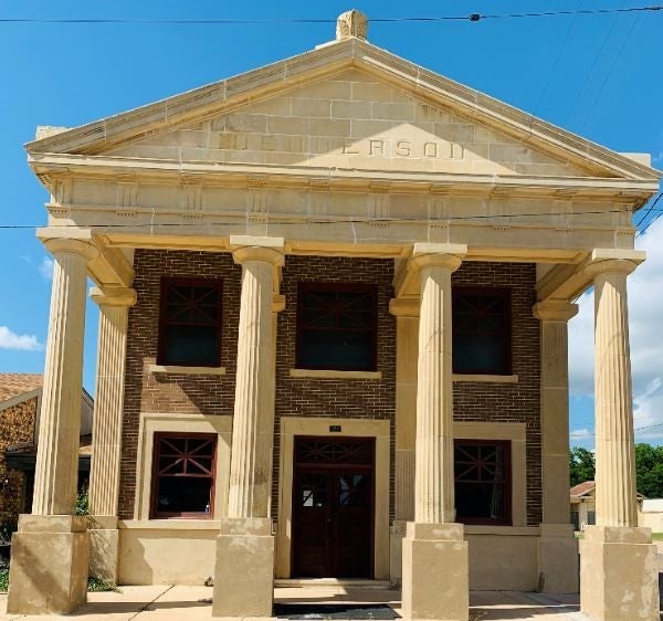 120 E 1st Street 1-5, Cameron