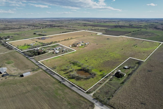 21265 Melber Lane, Manor