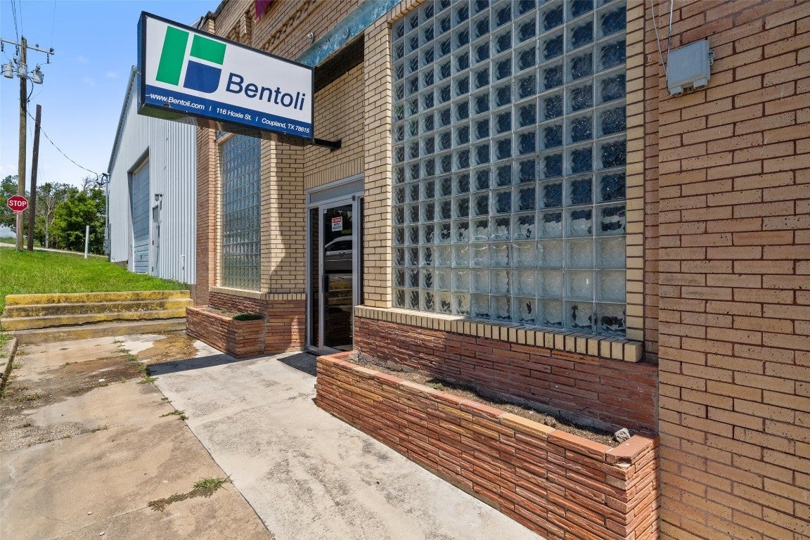 Photo of Listing #8733906