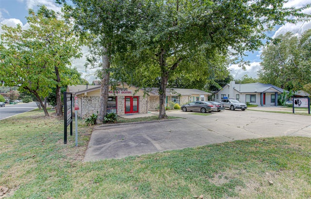 3105 Menchaca, Austin