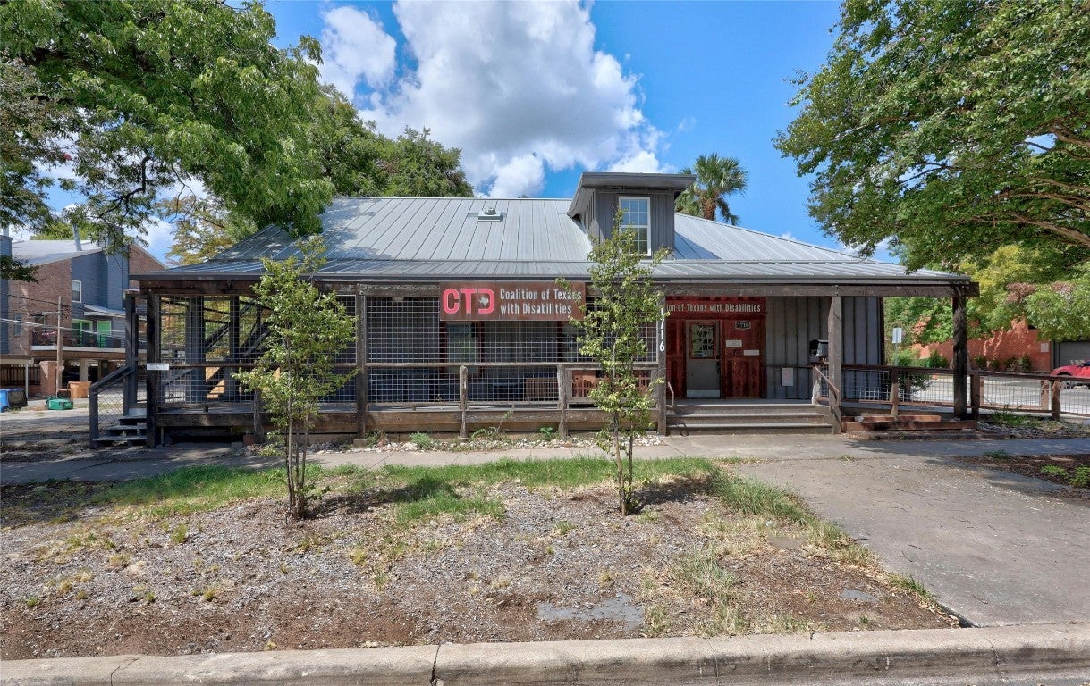 Photo of Listing #3305921