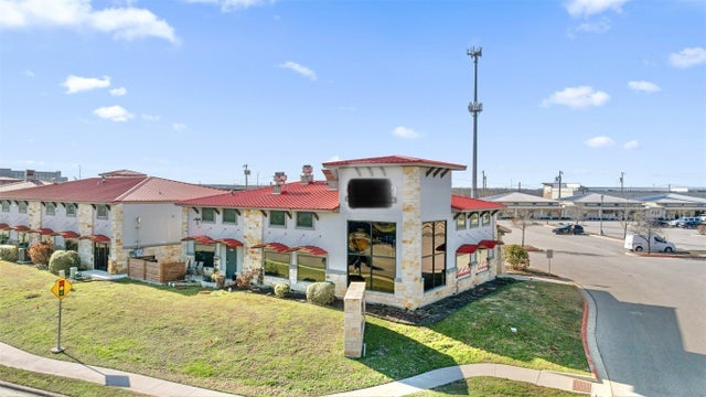 3001 Joe Dimaggio Boulevard, Round Rock