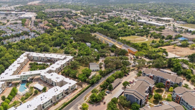 500 North Bluff Drive, Austin