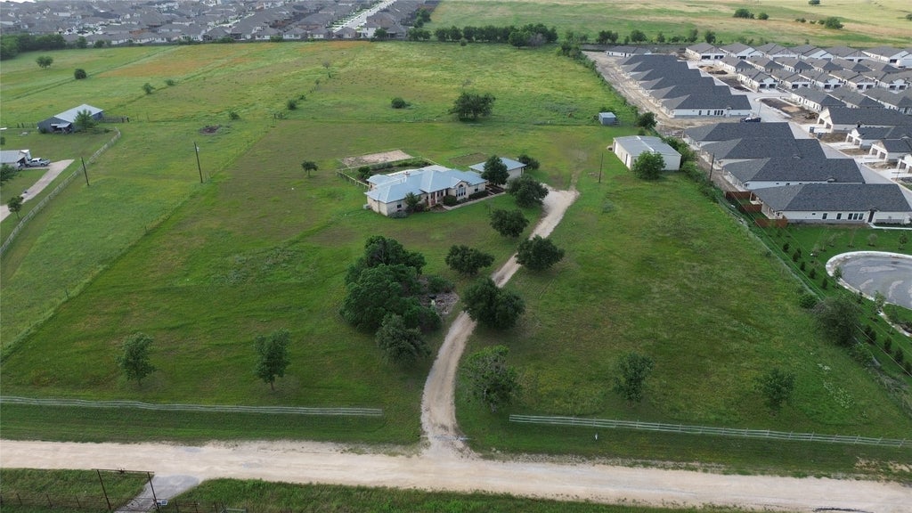 400 Hyview Lane, Hutto