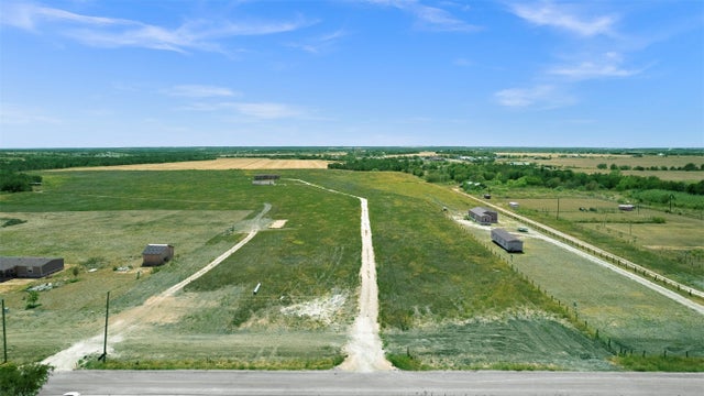 15821 Giese Lane, Manor