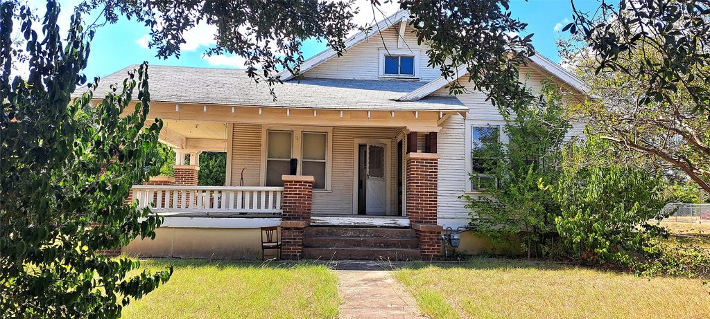 507 Sloan Street, Taylor