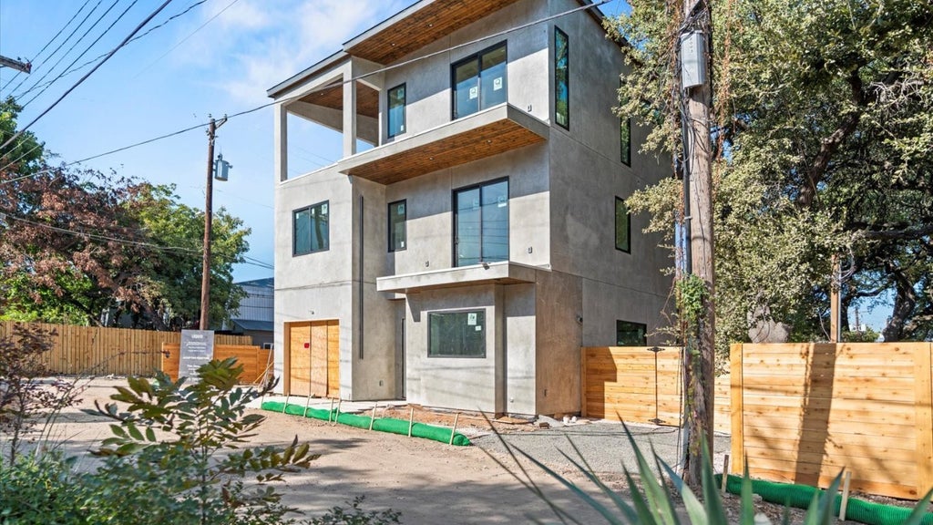 107 W Johanna Street A, B & C, Austin