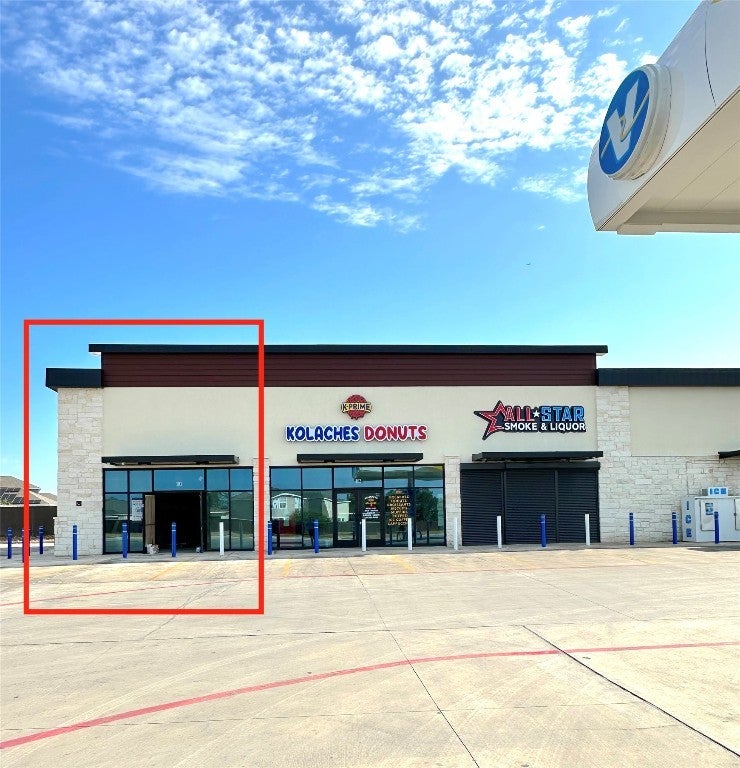 Photo of Listing #1736263