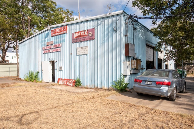 3228 E 5th Street, Austin