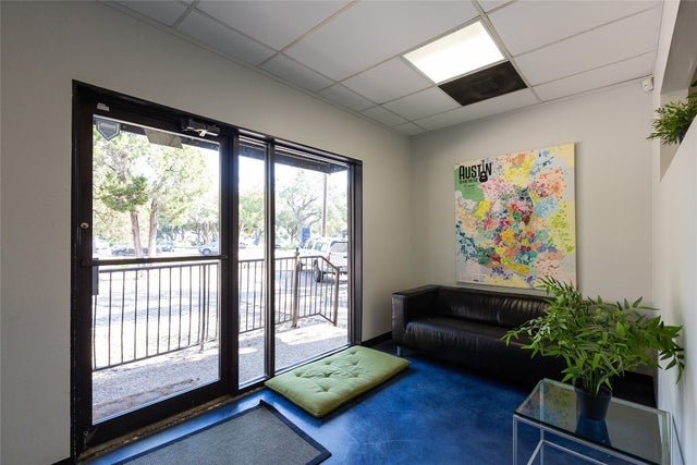 9086 Jollyville Road, Austin