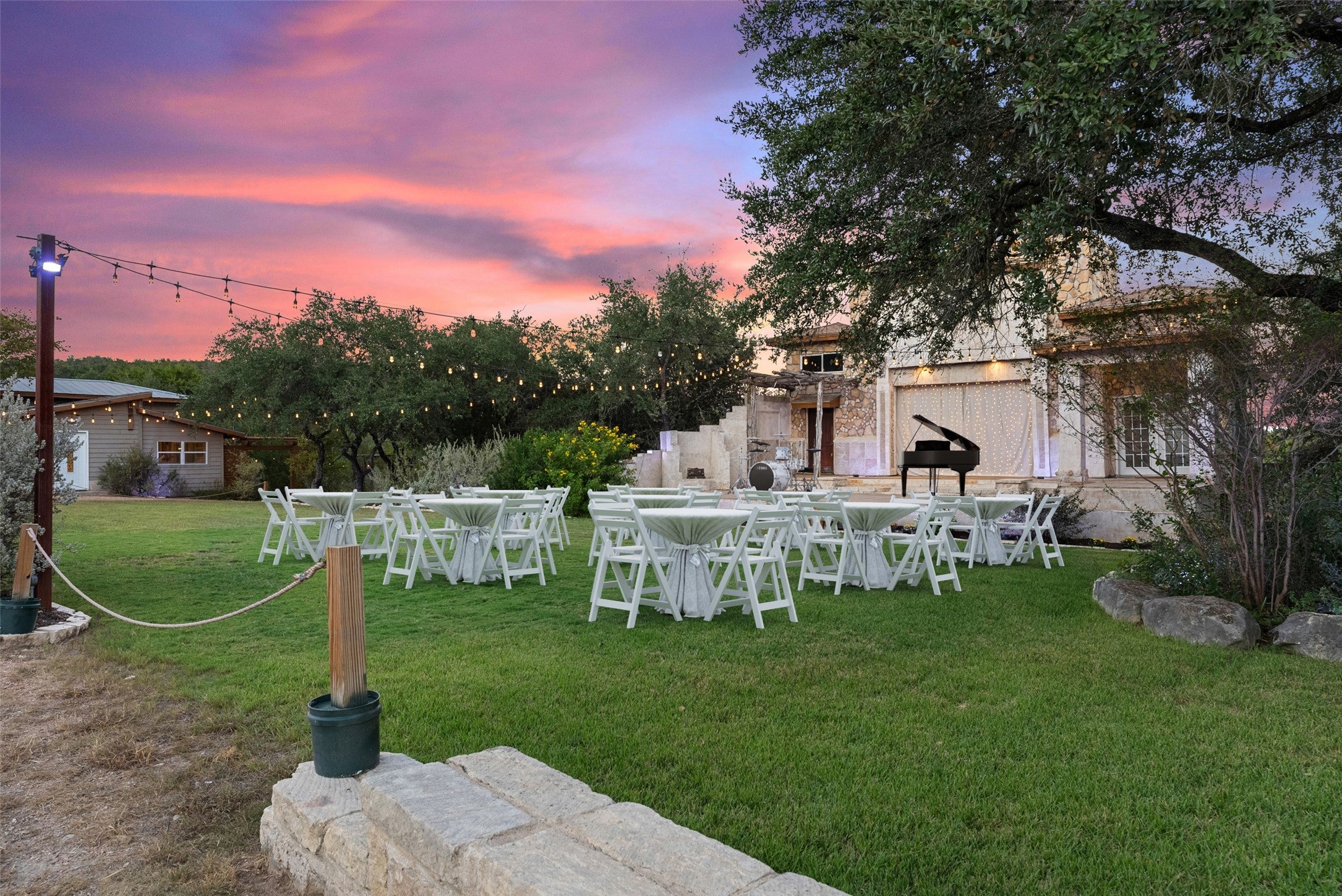 Photo of Listing #9384616