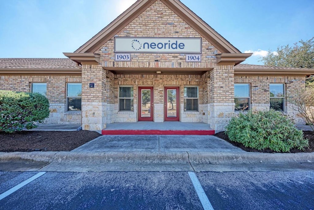 1464 E Whitestone Boulevard 1903 & 1904, Cedar Park