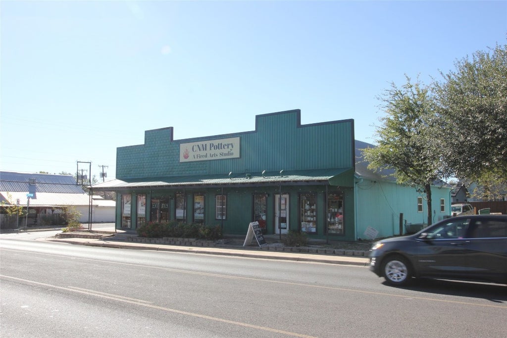 101 W Pecan Street, Pflugerville