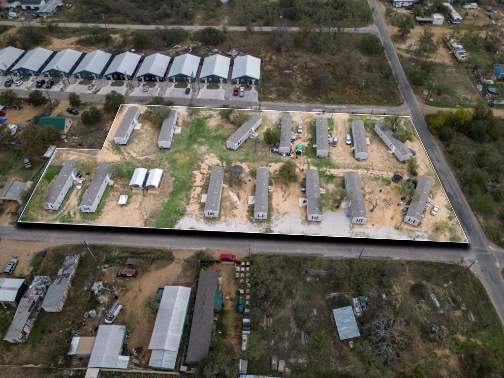 Photo of Listing #9411086