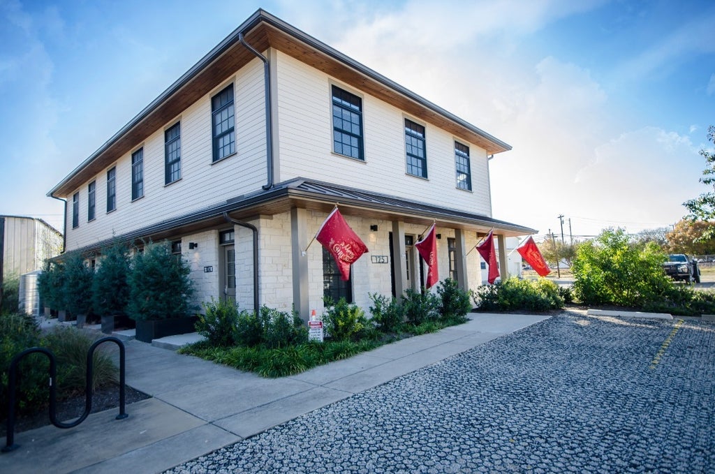 125 Rose Street #101 101, Buda