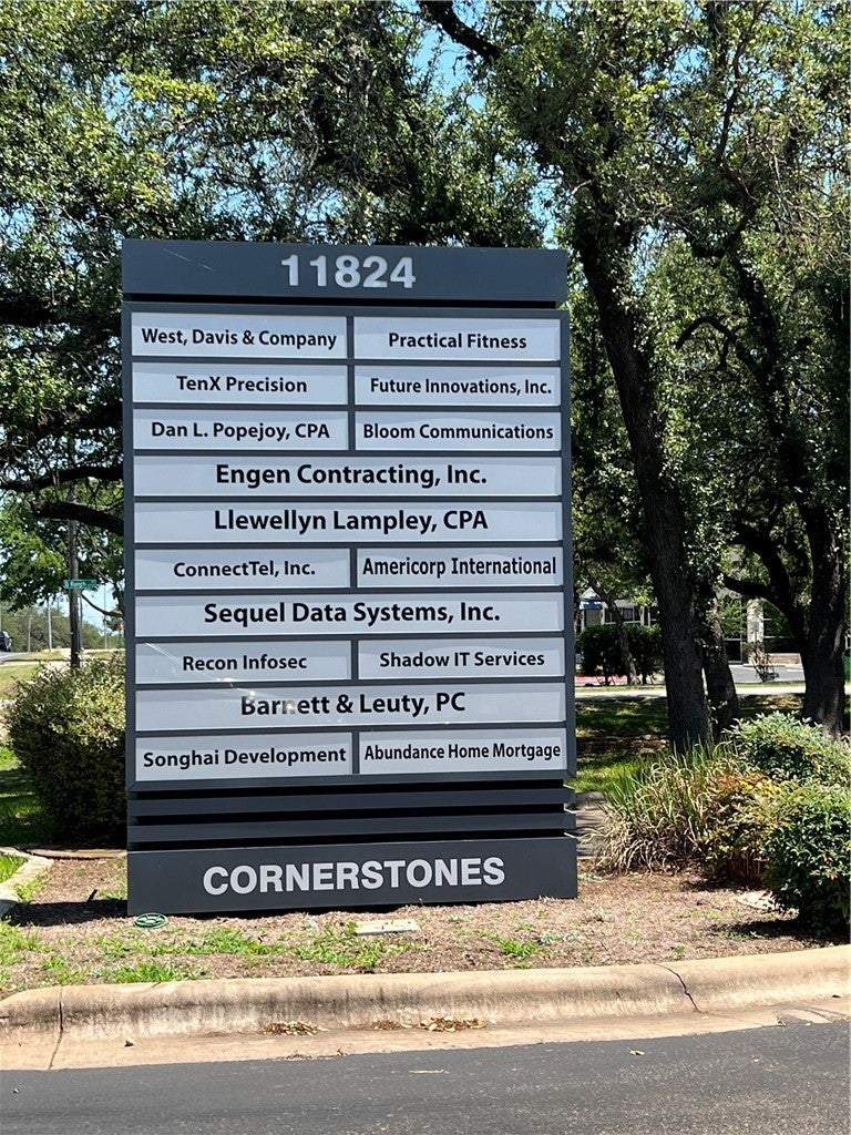 Photo of Listing #8589542