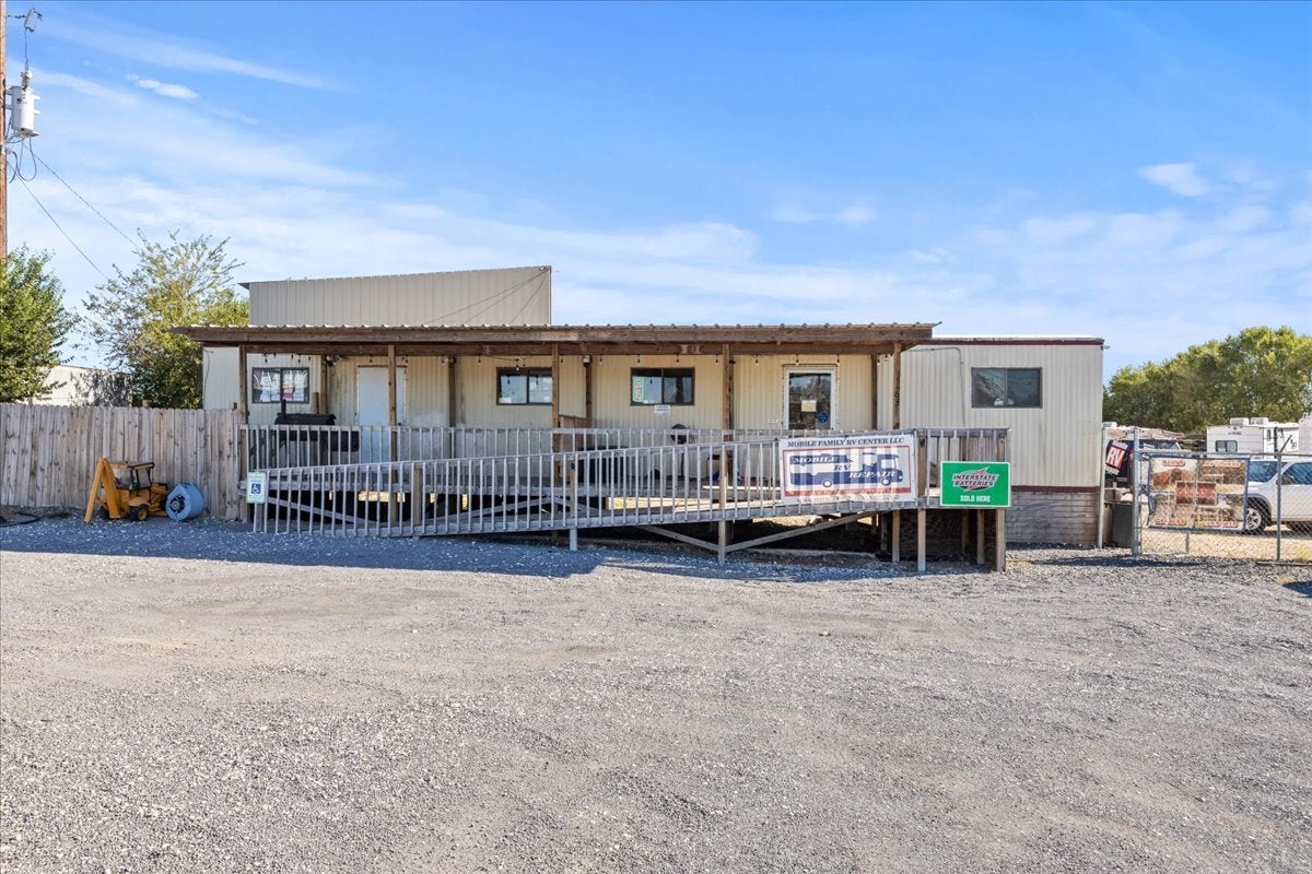 Photo of Listing #2552569