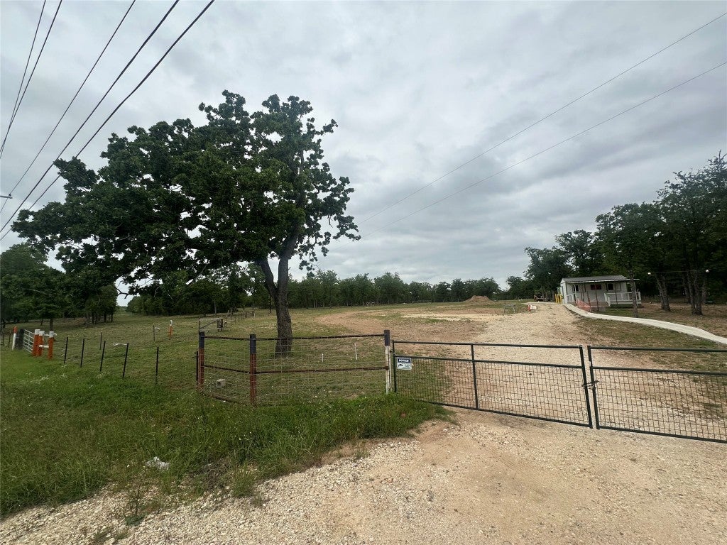 10096 S Us Highway 183 Highway, Lockhart