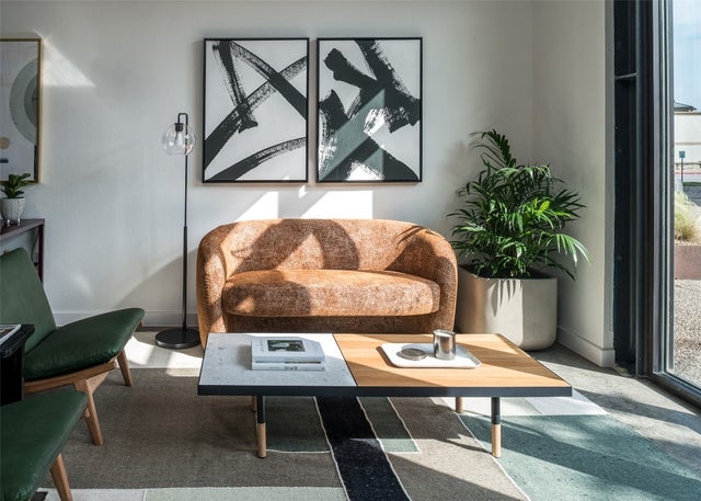 2525 S Lamar Boulevard 11, Austin